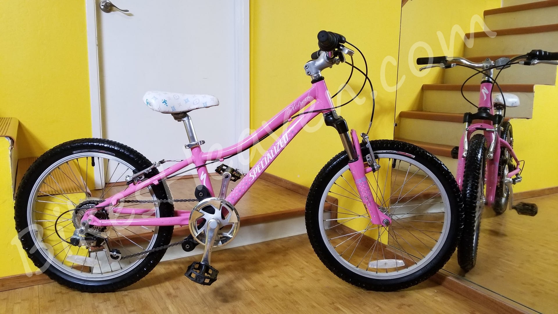 specialized hotwalk pink